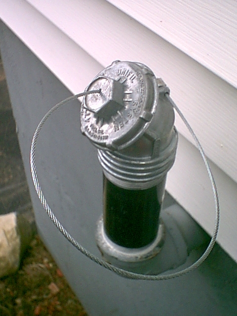 capcablefitted2.jpg